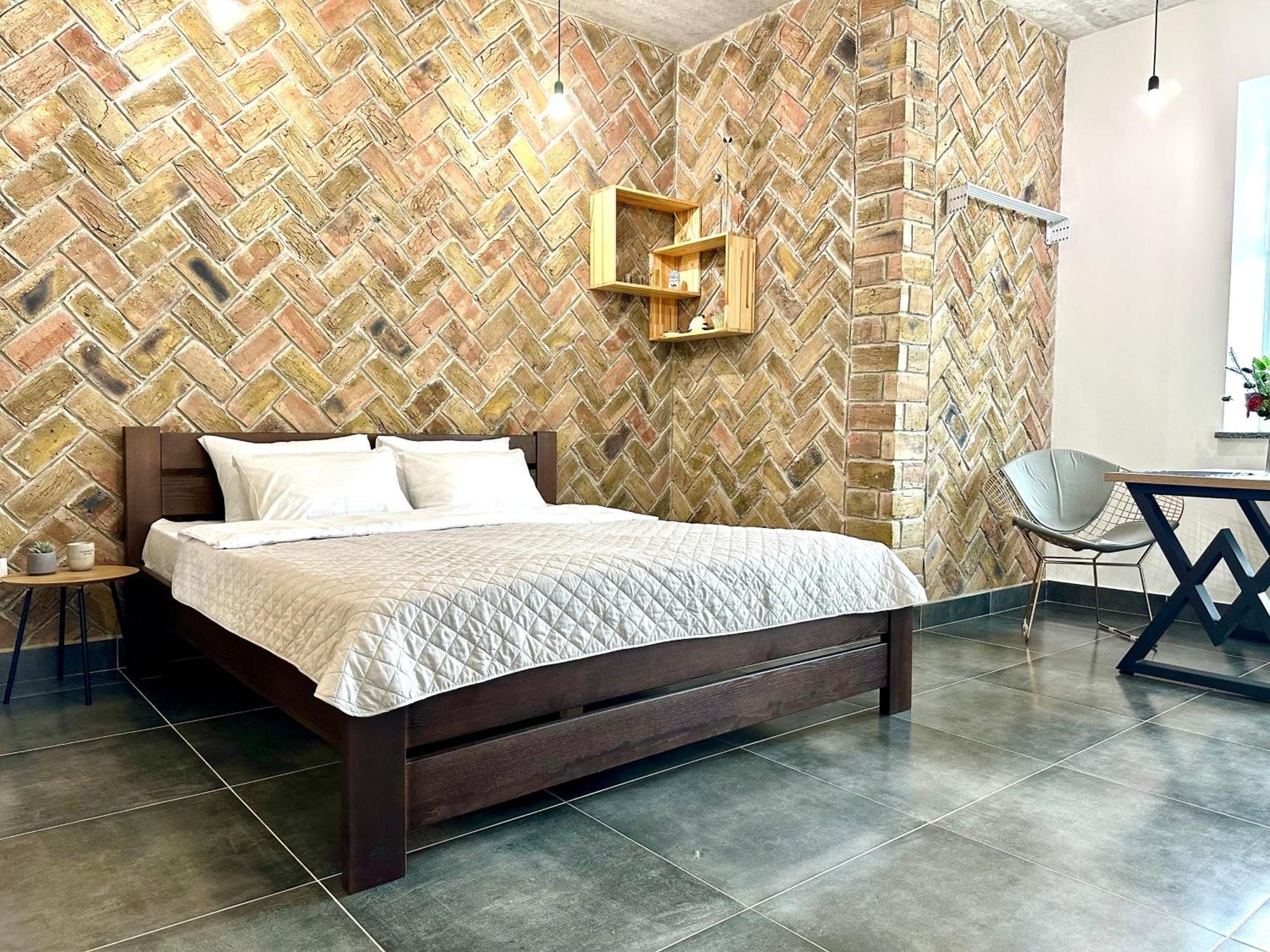 Comfortable Apartments With A Coffee Machine In The City Centre, Zlata Plaza Rivne Ngoại thất bức ảnh